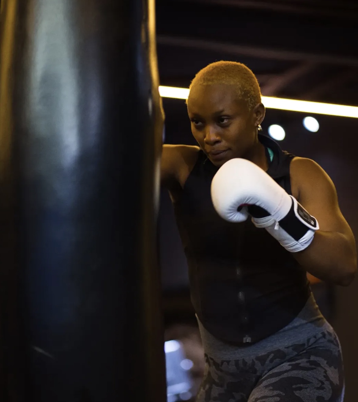 A member training on the bag at Urban Kinetics